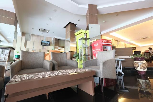 تجوكرو هوتل كلاتين