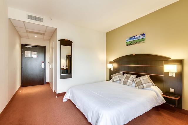 أوتل ريستورانت أكينا بوردو لا بريد