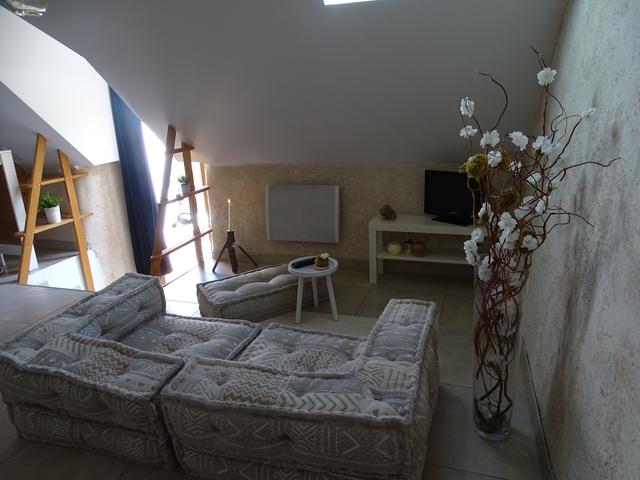 ستوديو جانت آر جوين أوت إن كولير