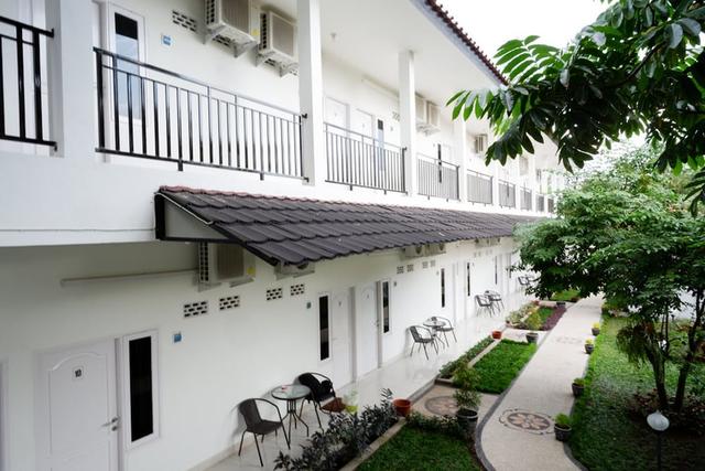 ريد دورز نير ماتارام يونيفيرسيتي