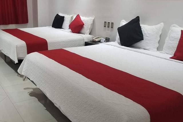 هوتل ديلوكس آند سويتس