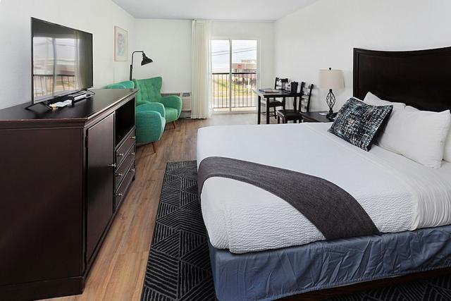 إن آت لينكولن سيتي