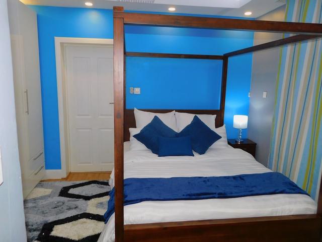 ليفينج سبيس لودج