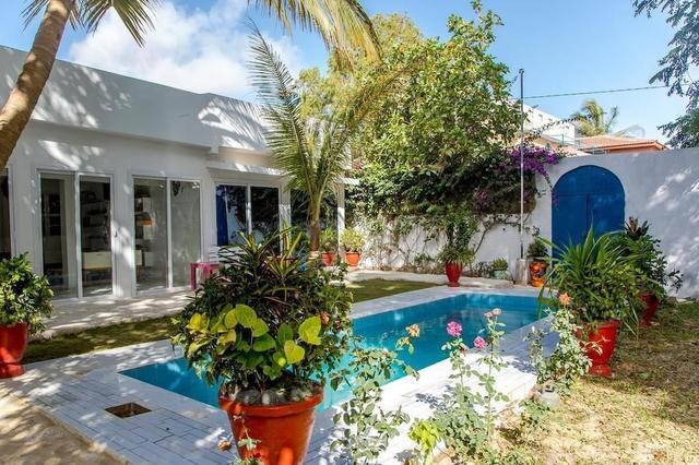 سالي إنترناشونال هاوس