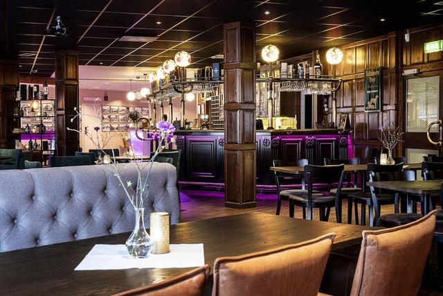 فيرست هوتل رويال