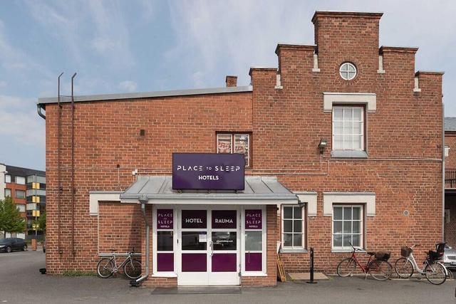 بليس تو سليب هوتل روما