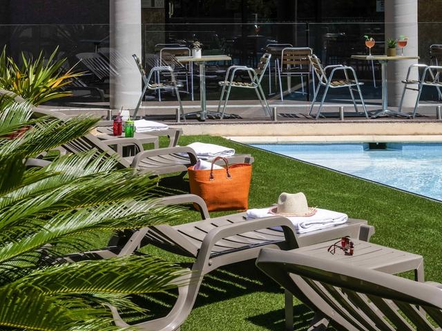 إيبيس هييريس سنتر