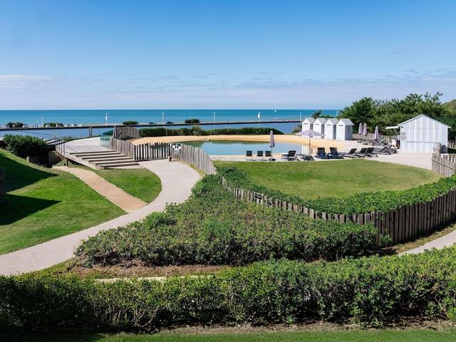 كوتي وست ثالاسو آند سبا ليز سابلز دولون - إم جاليري كوليكشن