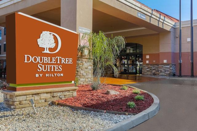 دوبل تري سويتس باي هيلتون هوتل سكرامنتو - رانشو كوردوفا