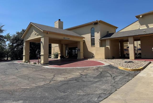 دايز إن باي ويندام جروجتاون