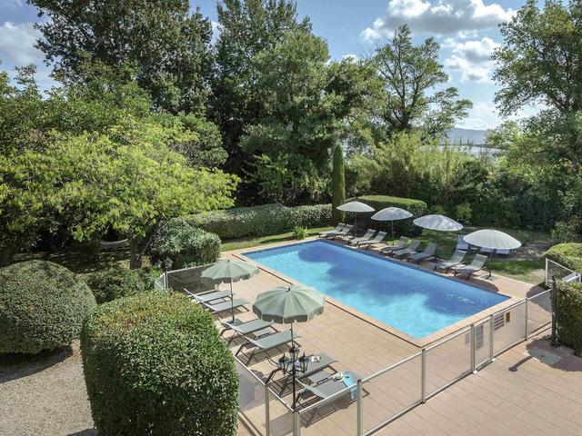 ميركيور كافيون  هوتل