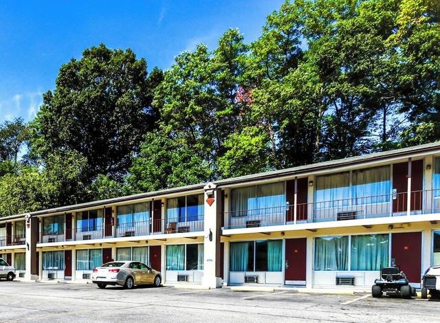 إدين هوتل باي تاون هاوس وايذفيل يوس 52