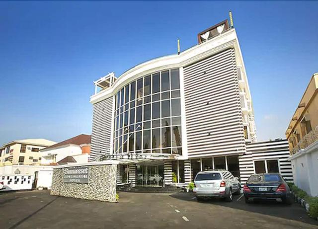 سامرسيت كونتيننتال هوتل أسوكورو