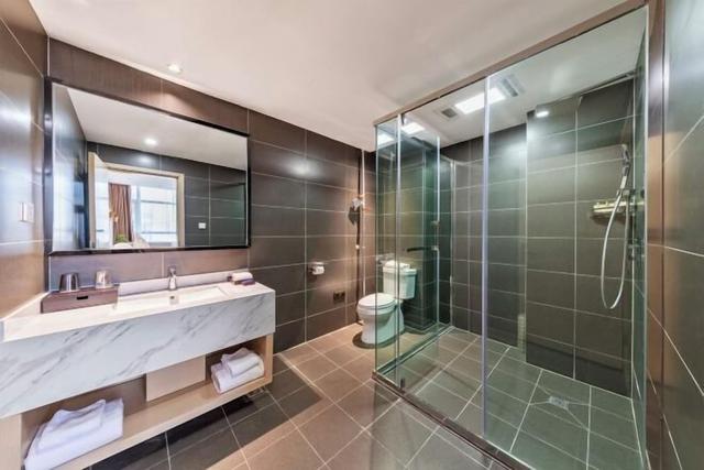 شيزانغ جينغو هوتل