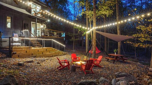 هوت توب، ليك أسيس + كوميونيتي أمينيتيز سومرسيت لودج باي أفانتستاي