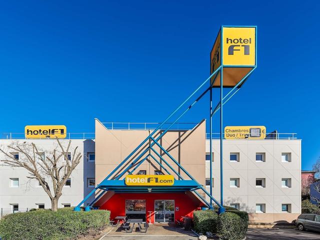 هوتل إف1 ثونون ليه باين إيست