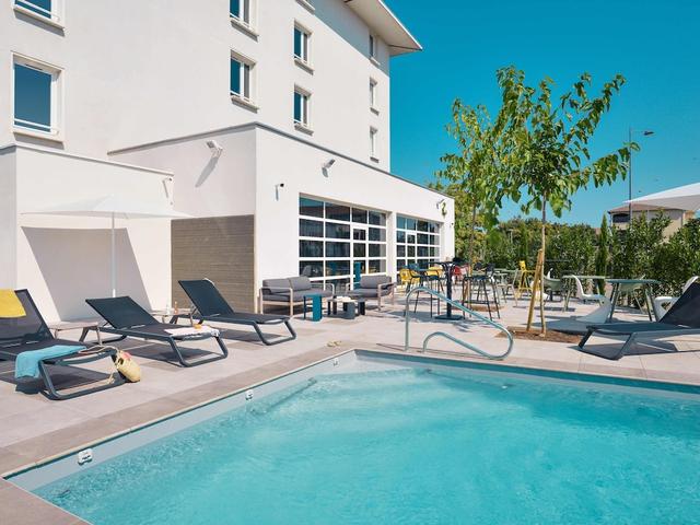 ملعب أيبيس ستايلز ليون ميزيو أرينا