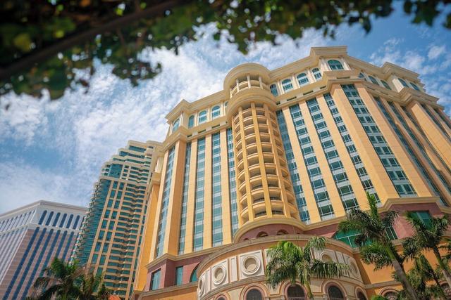 فور سيزونز هوتل ماكاو