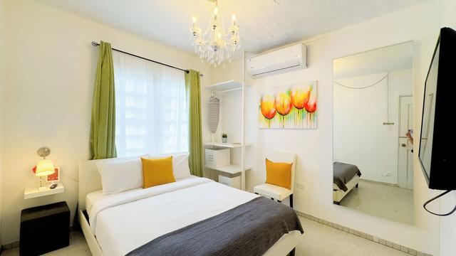 أيبونيتو هوتل 207