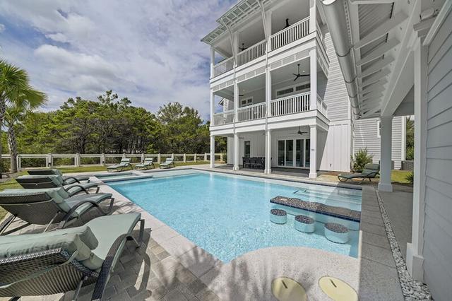 فاميلي تراديشنز باي فايف ستار بروبيرتيز