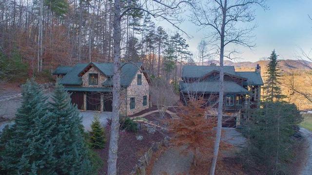 ليجيند باي إسكايب تو بلو ريدج