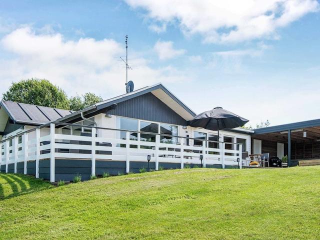 مسكن لقضاء العطلات يتسع لـ 8 أشخاص في الينغوبرو