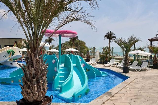 أبارت هوتل إلا أليزي