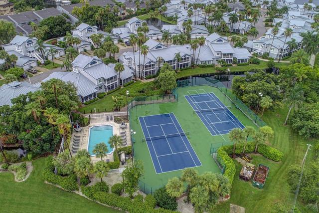 سيستا بايسايد كوندو