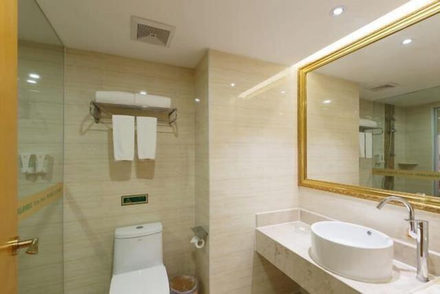 Vienna Hotel (Liuzhou Xijiang The Mixc)