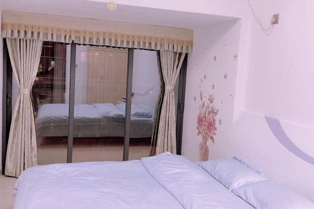 Free Space Youth Hostel