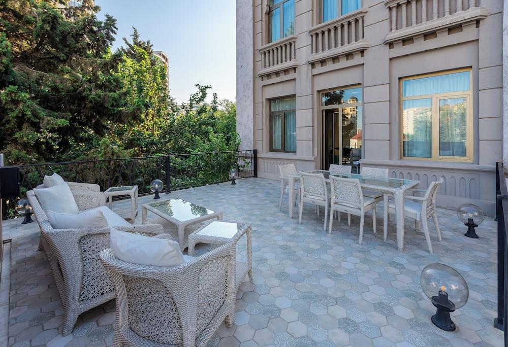 IVY GARDEN HOTEL BAKU