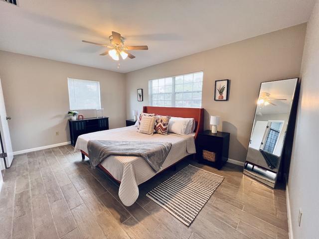 صني ستاي كوتيدج إن فيرو بيتش