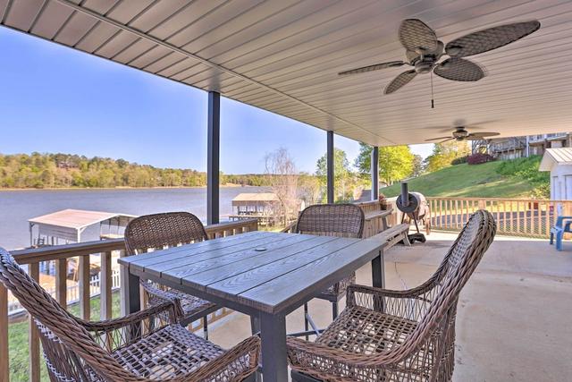 ليك فرونت أبود دبيلس دوكك ٕي 15 مي تو تالاديغا!